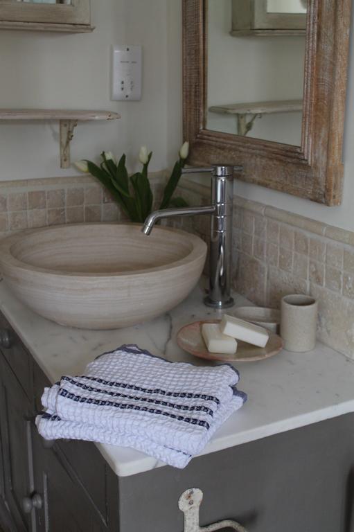Roundhill Farmhouse Kelston Bilik gambar