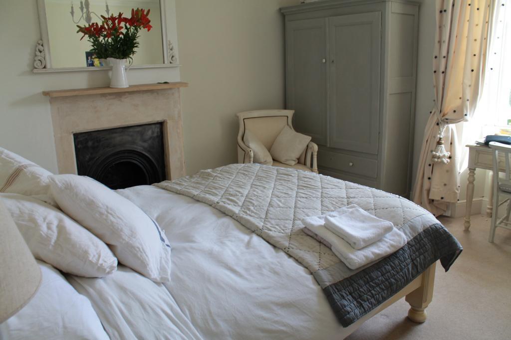 Roundhill Farmhouse Bed & Breakfast Bath Bilik gambar